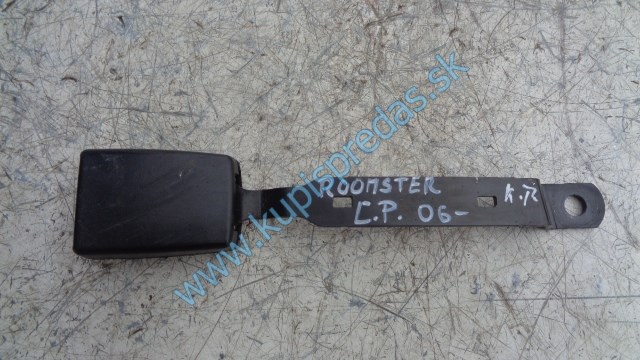 ľavý predný zapínač bezpečnostného pásu na škodu roomster, 5J0858471